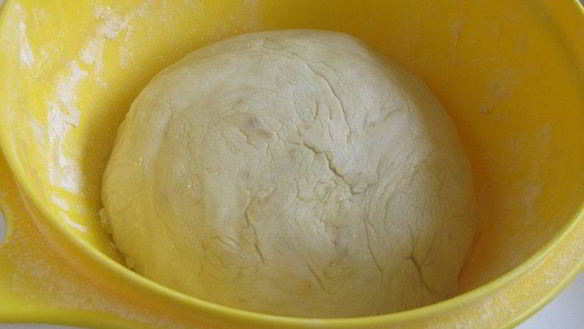 ШАГ 2. лепешки гезлеме с мясом и картошкой