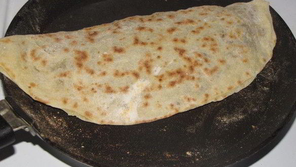 ШАГ 10. лепешки гезлеме с мясом и картошкой