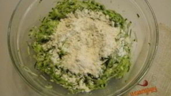 ШАГ 3. лепешки из кабачков