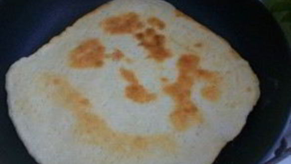 ШАГ 4. лепешки на кислом молоке