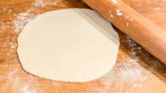 ШАГ 4. лепешки на сухой сковородке