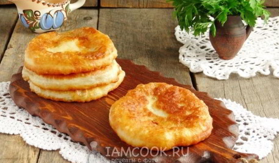 Рецепт лепешки с луком на сковороде