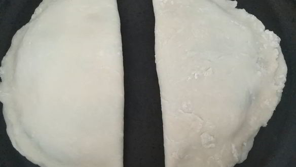 ШАГ 4. лепешки с начинкой из сыра и шпината