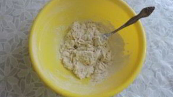 ШАГ 4. лепешки с сыром на кефире на сковороде