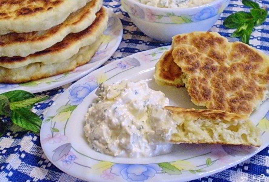 Лепешки с творогом диетические