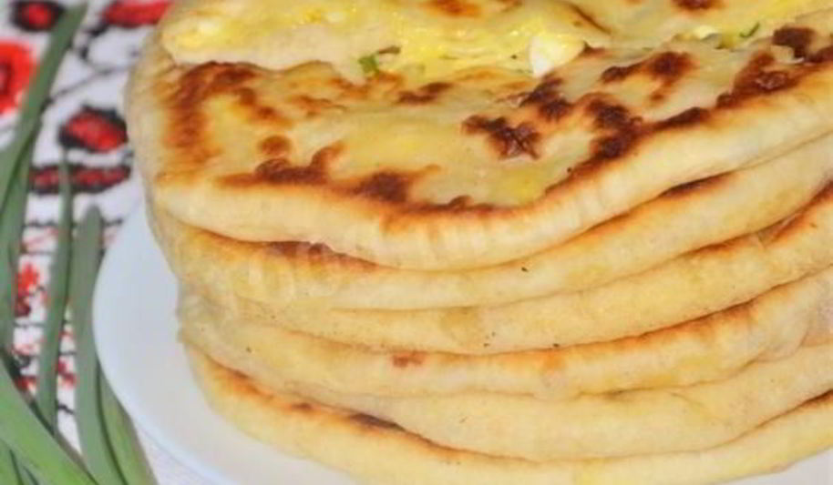 Рецепт лепешки с зеленым луком и моцареллой