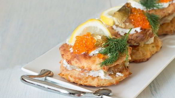 ШАГ 4. лепешки тминные с копченной скумбрией