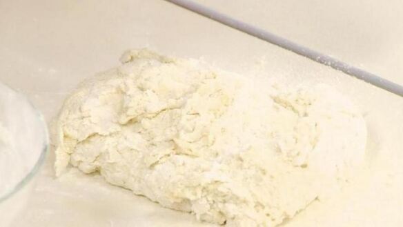 ШАГ 3. манные лепешки