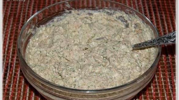 ШАГ 24. пита с салатом из рукколы и горбуши