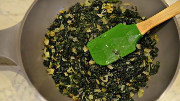 ШАГ 3. пита с сыром и шпинатом