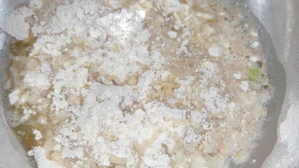 ШАГ 4. пшенично-ржаные лепешки с луком