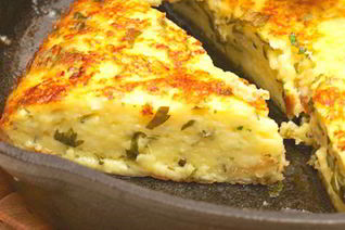 Сырная лепешка на сковороде