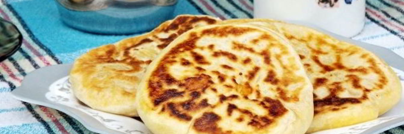 Сырные лепешки на кефире на сковороде