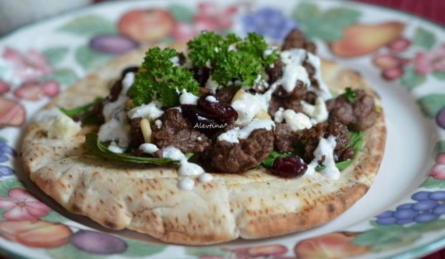 Рецепт ужин в турецком стиле на лепешке