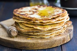 Эремчек юкалары, лепешки из творога по-татарски