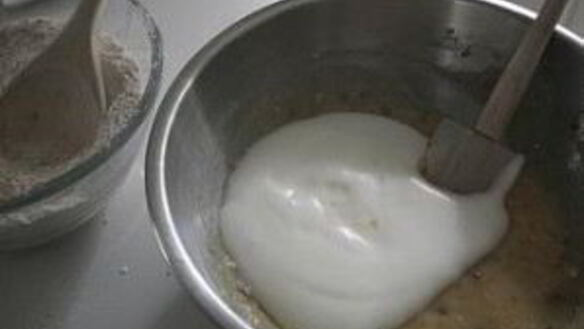 ШАГ 5. банановые маффины с финиками и семечками