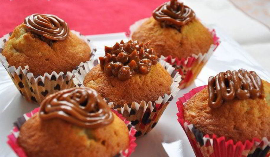 Рецепт банановые маффины с вареной сгущенкой