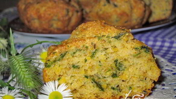 ШАГ 4. кукурузные маффины с брынзой и зеленью
