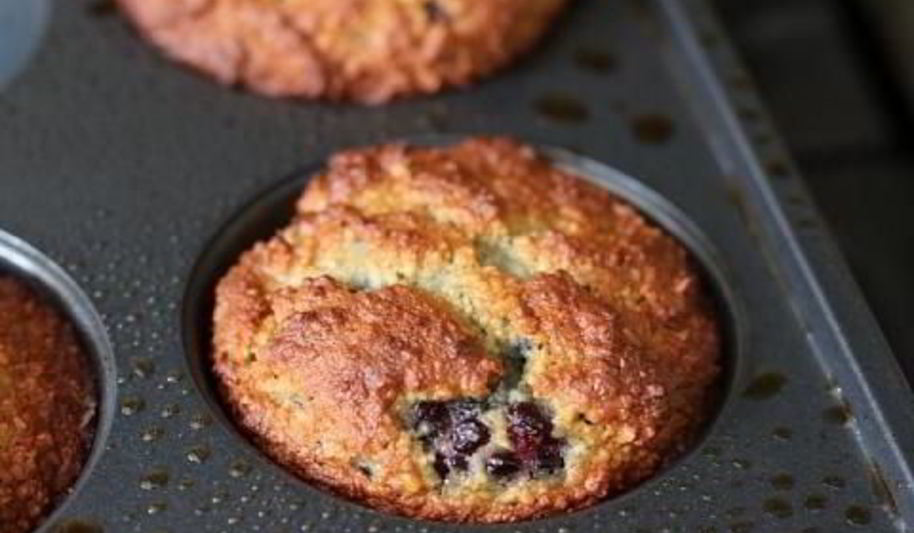 Рецепт маффин с ягодой без муки и глютена