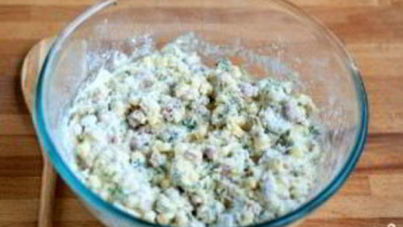 ШАГ 3. маффины с беконом и сыром