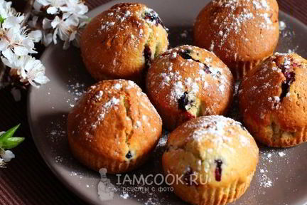 Маффины с черной смородиной