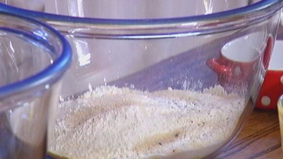 ШАГ 7. маффины с кабачком, фетой и зеленым луком