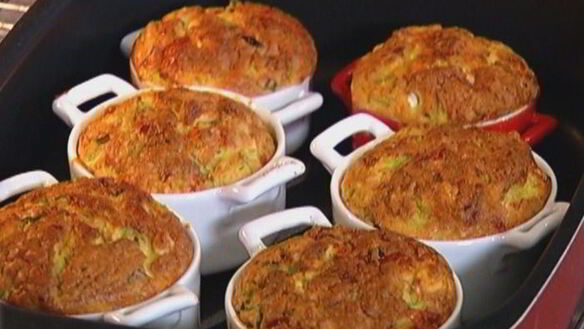 ШАГ 11. маффины с кабачком, фетой и зеленым луком