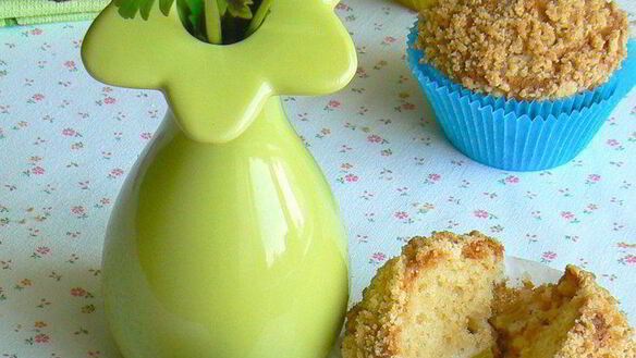 ШАГ 8. маффины с ревенем и штрейзелем