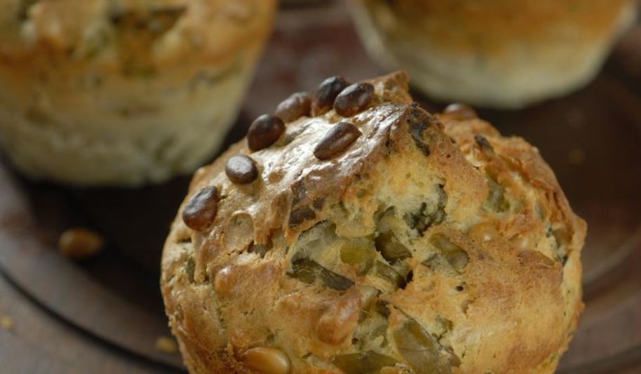 Рецепт маффины с щавелем и кедровыми орешками