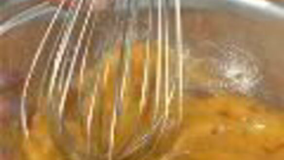 ШАГ 2. маффины с щавелем и кедровыми орешками