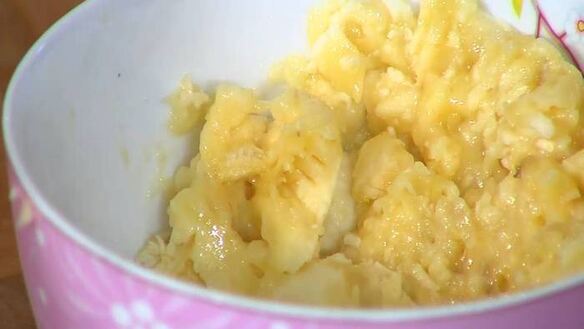 ШАГ 5. маффины с шоколадом и бананами