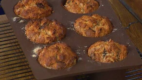 ШАГ 7. маффины с шоколадом и бананами