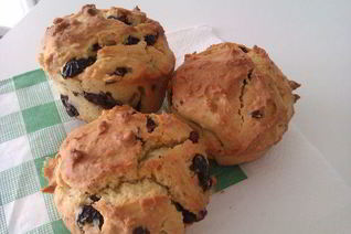 Маффины с творогом, шоколадом и вяленой клюквой