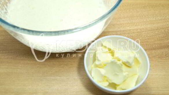 ШАГ 3. маффины с ягодой