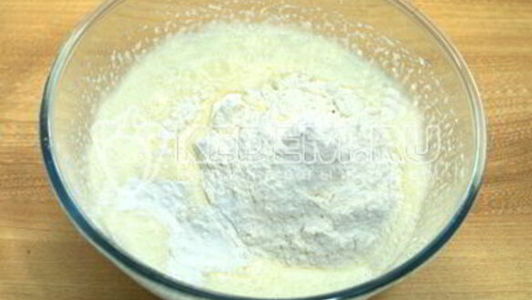 ШАГ 5. маффины с ягодой