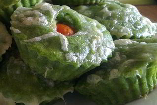 Маффины со шпинатом, брокколи и адыгейским сыром