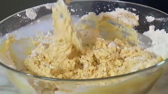 ШАГ 5. малиновые маффины