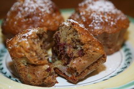 Медовые маффины с финиками и бананами