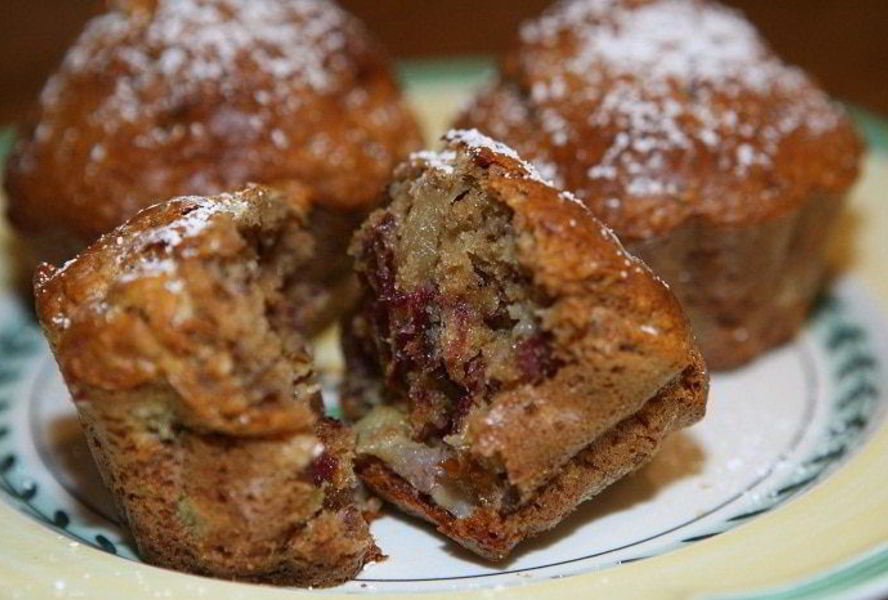 Медовые маффины с финиками и бананами