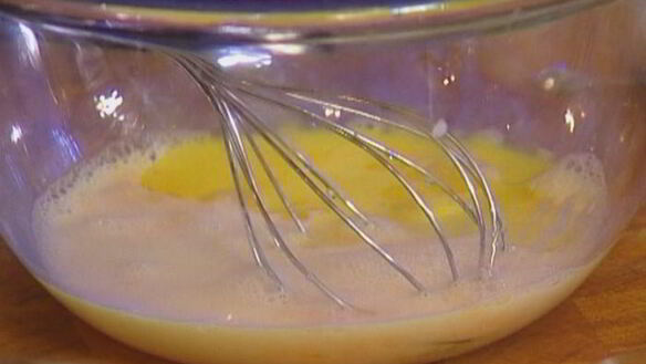 ШАГ 4. медовые маффины с финиками и бананами