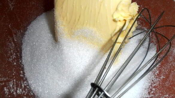 ШАГ 2. миндальные маффины с сюрпризом