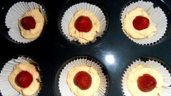 ШАГ 10. миндальные маффины с сюрпризом