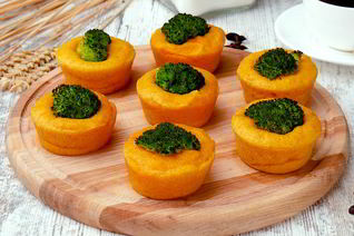 Морковные маффины с брокколи