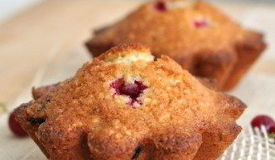 Рецепт постные овсяные маффины с красной смородиной