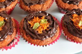 Шоколадно-апельсиновые маффины с шоколадным ганашем