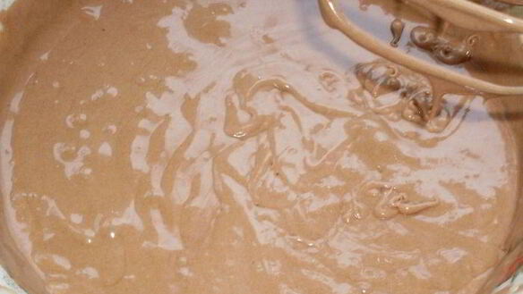 ШАГ 4. шоколадные маффины с конфитюром из смородины