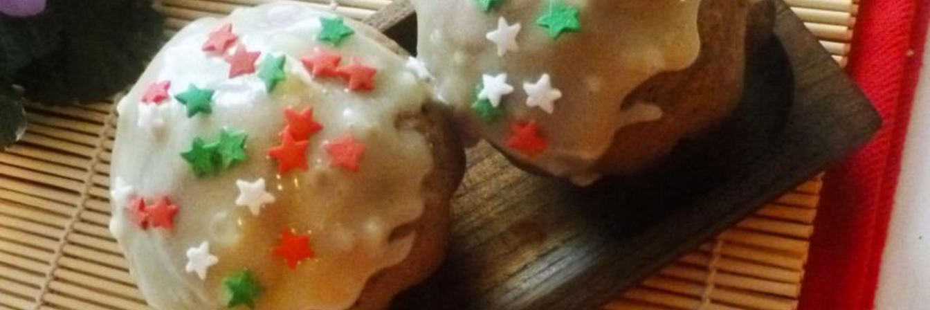 Шоколадные маффины с лимонной глазурью