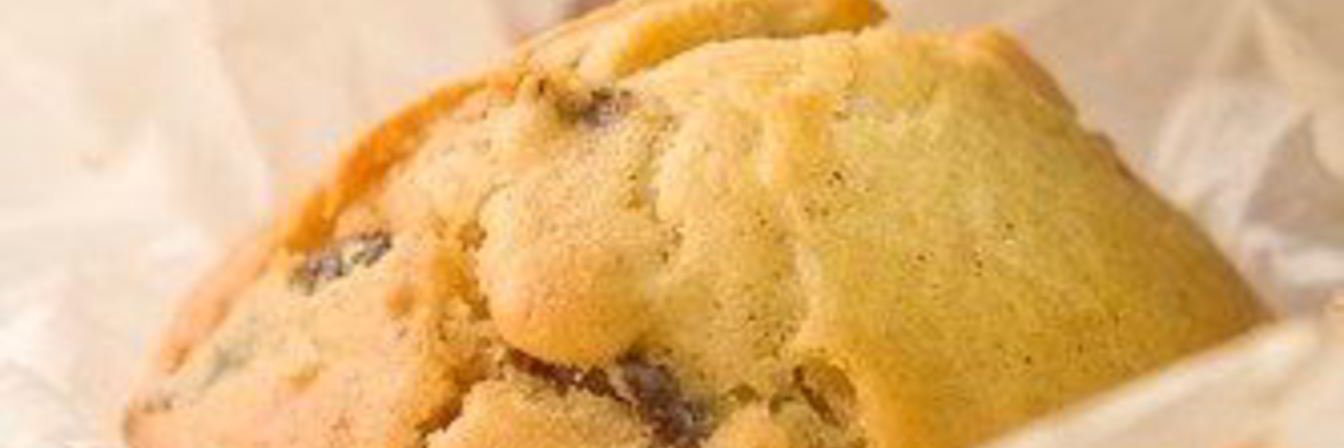 Сладкие маффины с цукини и грецкими орехами