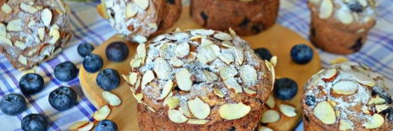 Творожные маффины с черникой