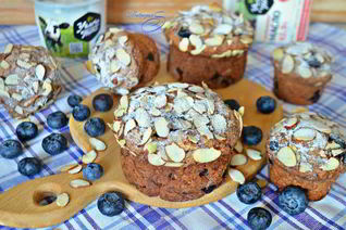 Творожные маффины с черникой